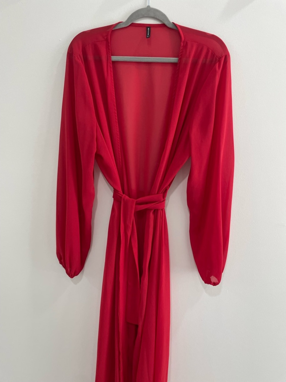 PrettyLittleThing Red Sheer Long Duster Robe - Picture 3 of 6